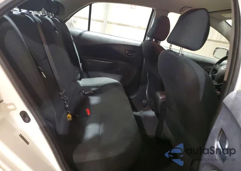 2010 Toyota Yaris z USA, uszkodzony, nr VIN JTDBT4K35A4079187